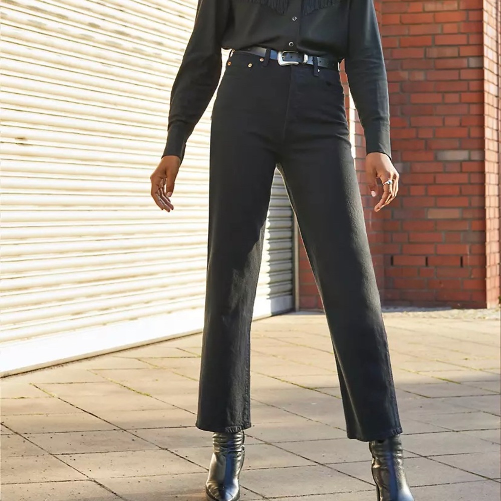 Levi’s Ribcage Ankle Straight Jeans - Black